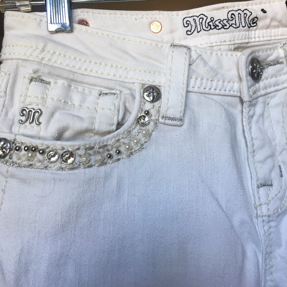 Cropped beaded Miss Me Jeans