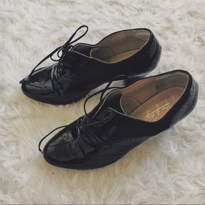 Size 12 Patent Leather Oxford Heals