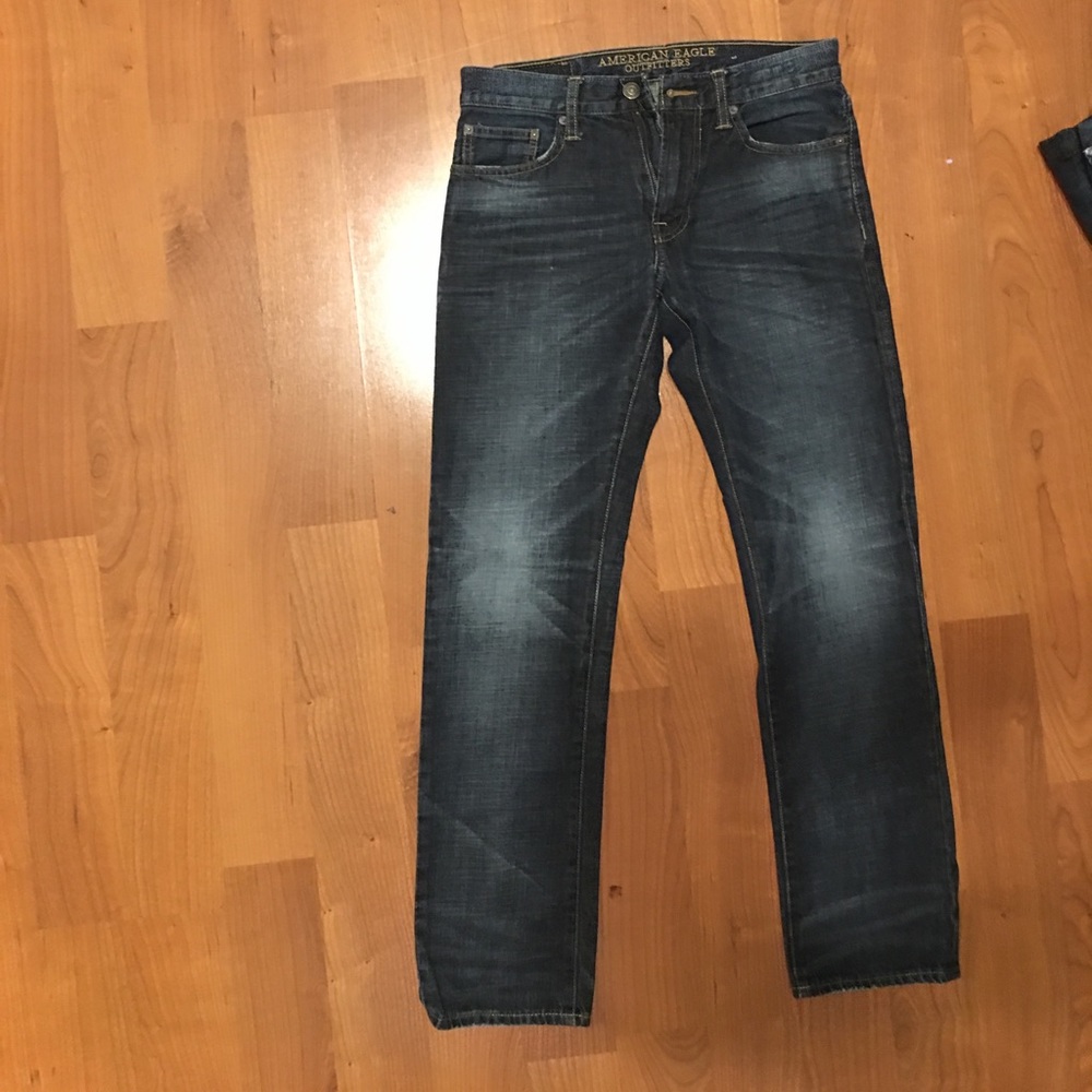 American eagle slim straight jeans. 29x32 size