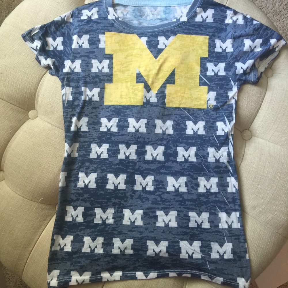 Go blue! University of Michigan tee shirt top