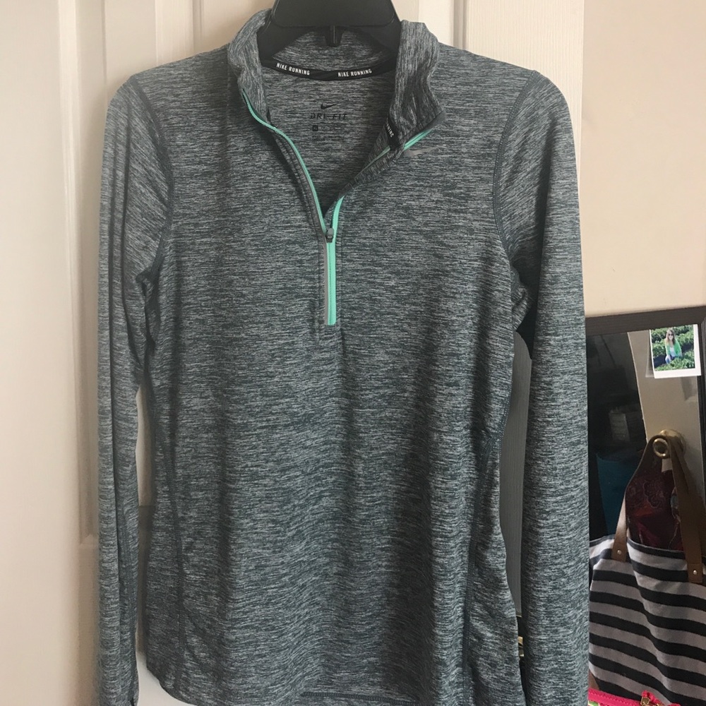 Size xs never been worn