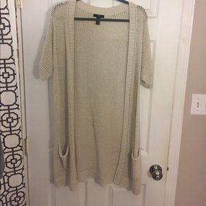 Long short sleeved cardigan