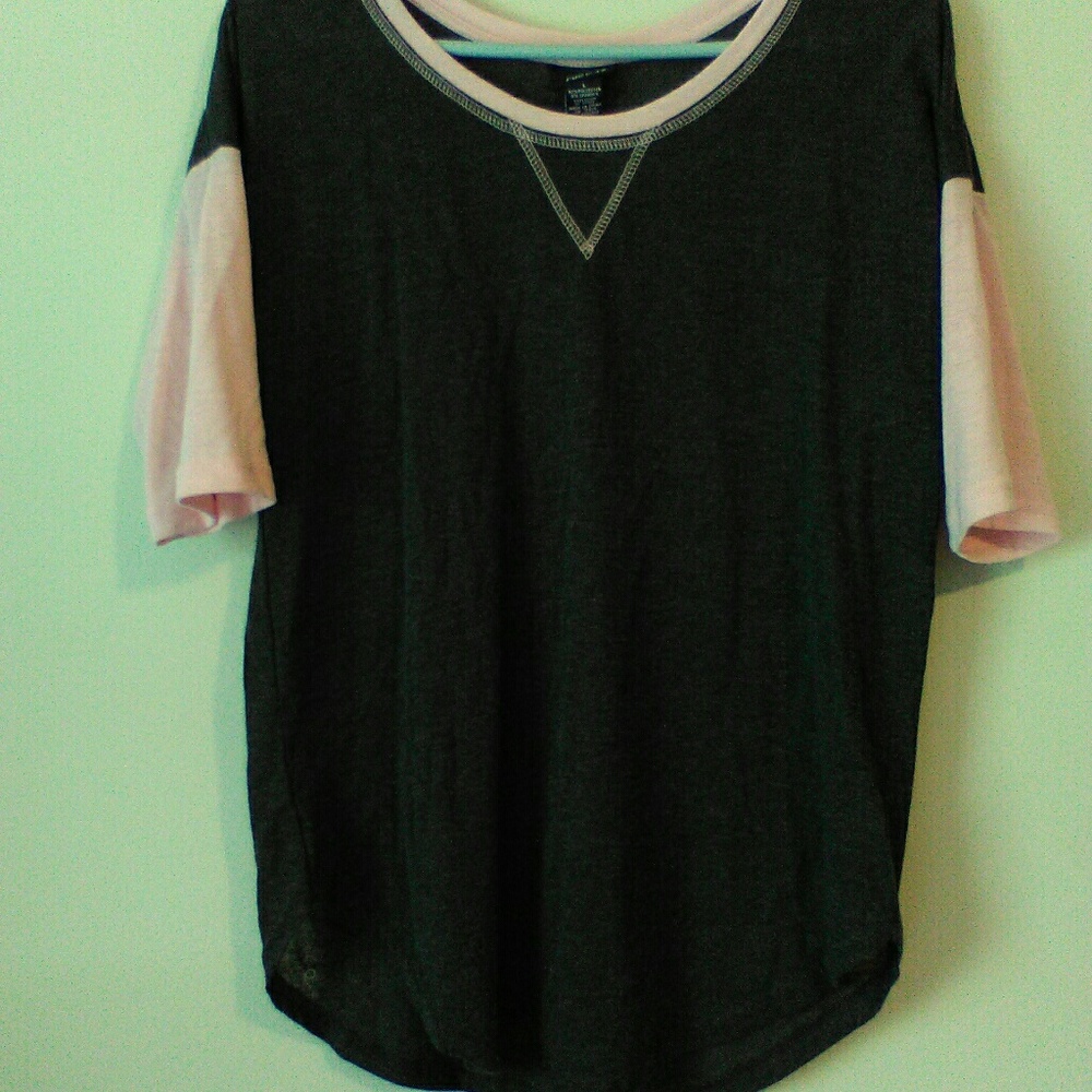 Rue 21 Top