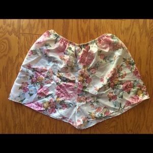 1970s vintage floral sleep shorts