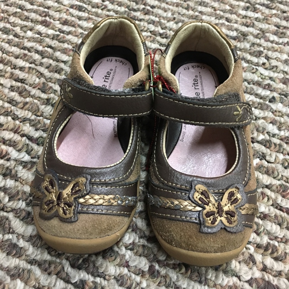 Stride Rite toddler size 5.5 brown shoes