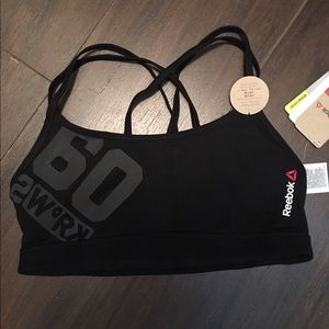 Reebok Sports Bra sz M NWT
