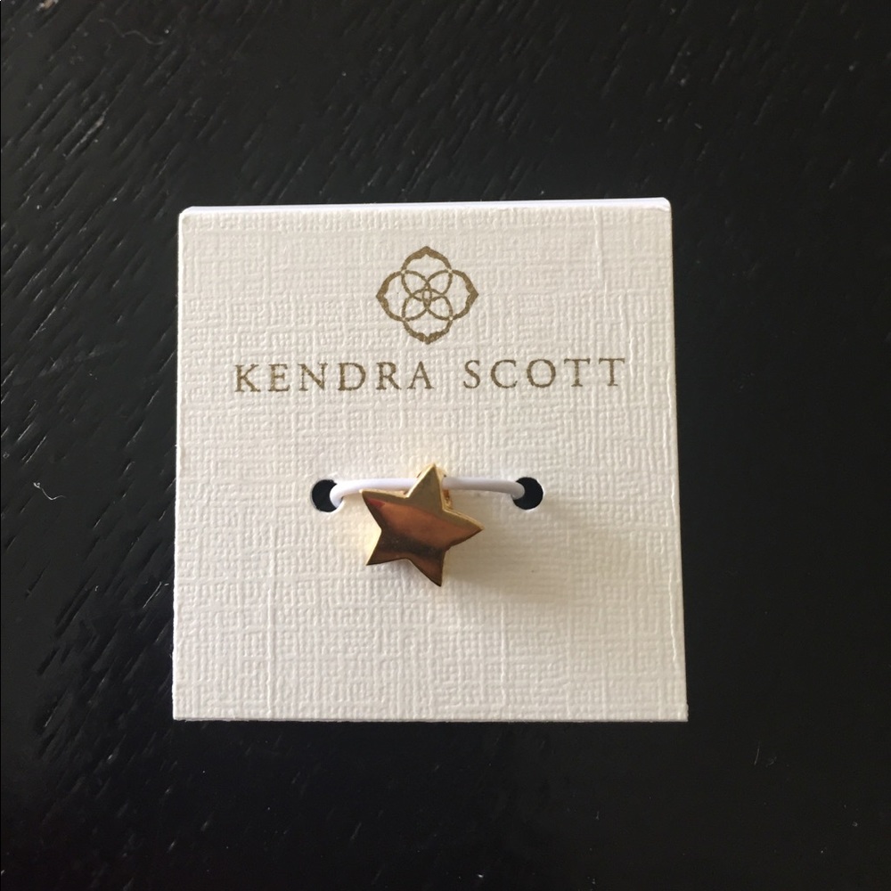 Gold Kendra Scott ⭐️ charm!