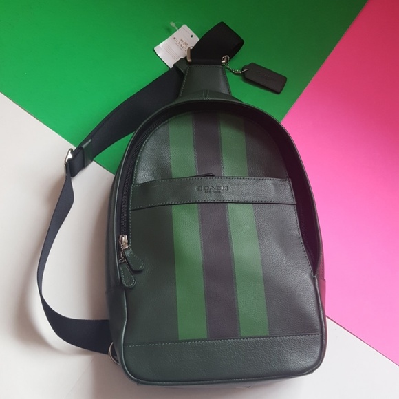 coach charles sling pack