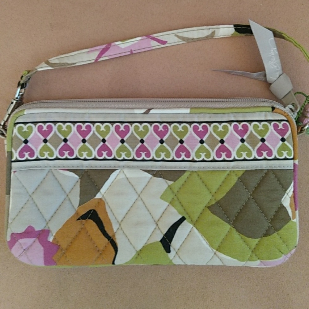 NWT Vera Bradley Wristlet in Portobello Road