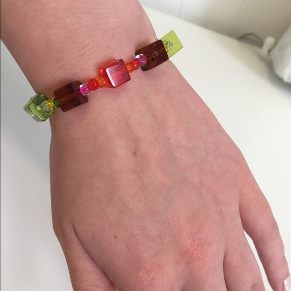 Multicolored Bracelet and Earrings - Picture 2 of 4