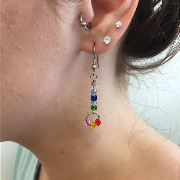 Multicolored Bracelet and Earrings - Picture 4 of 4