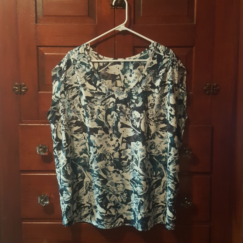 Plus size blouse
