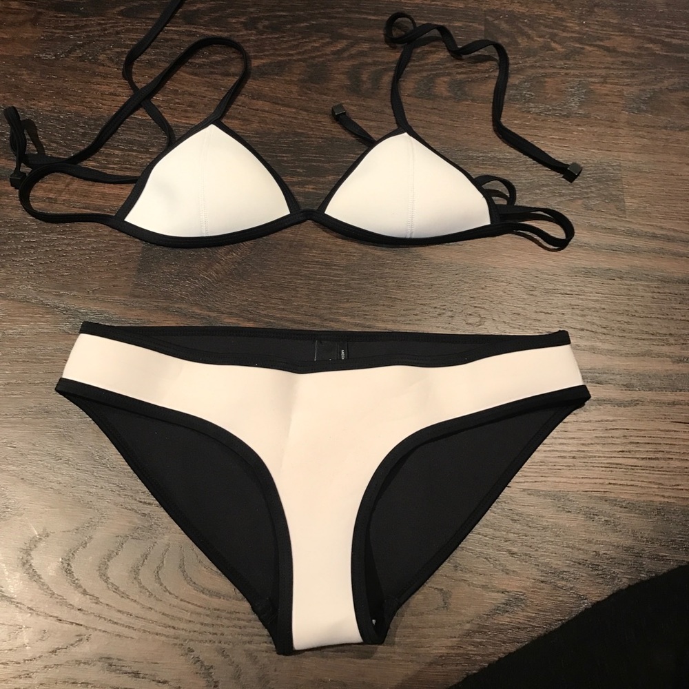 TRIANGL bikini