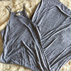 🌙Lou & Grey LOFT Soft Gray Patterned Maxi Dress🌙