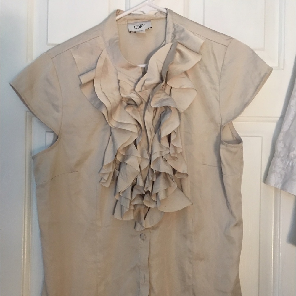 Ann Taylor Loft ruffle front blouse in cream