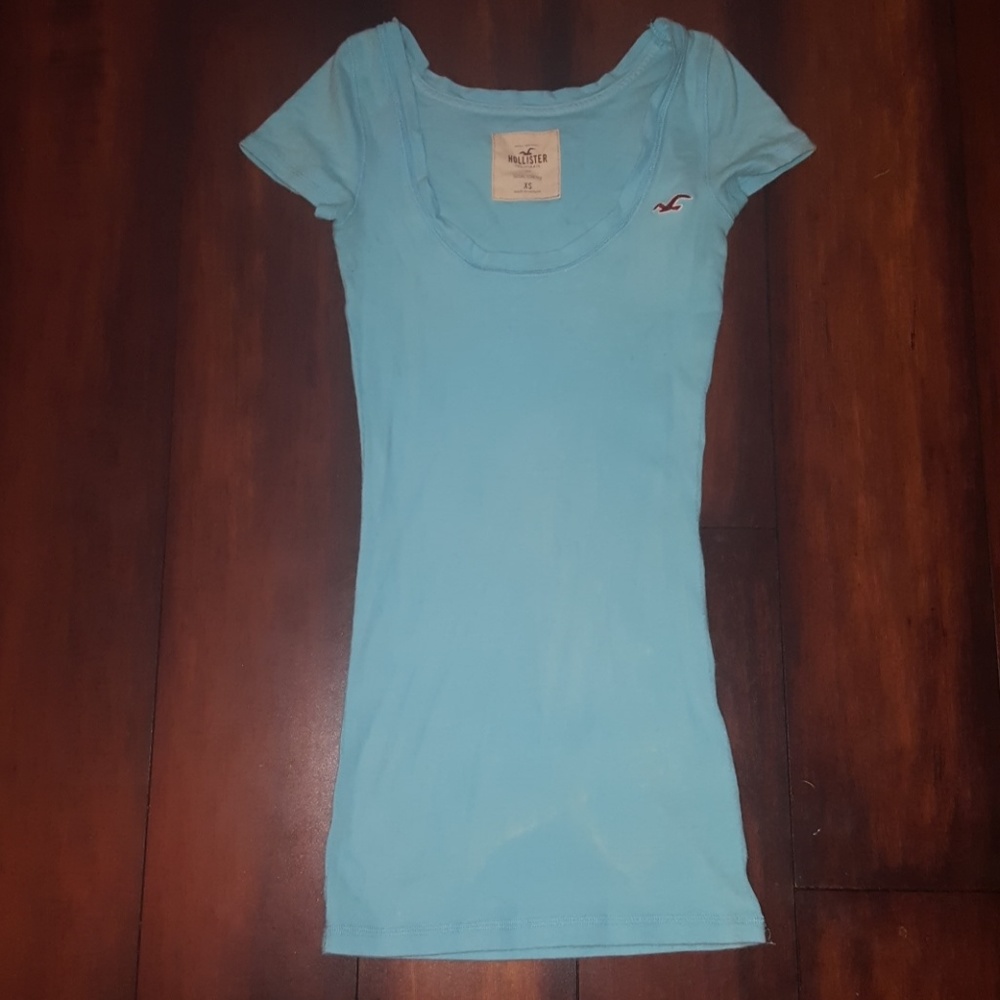 Baby blue Hollister tee. Size xs