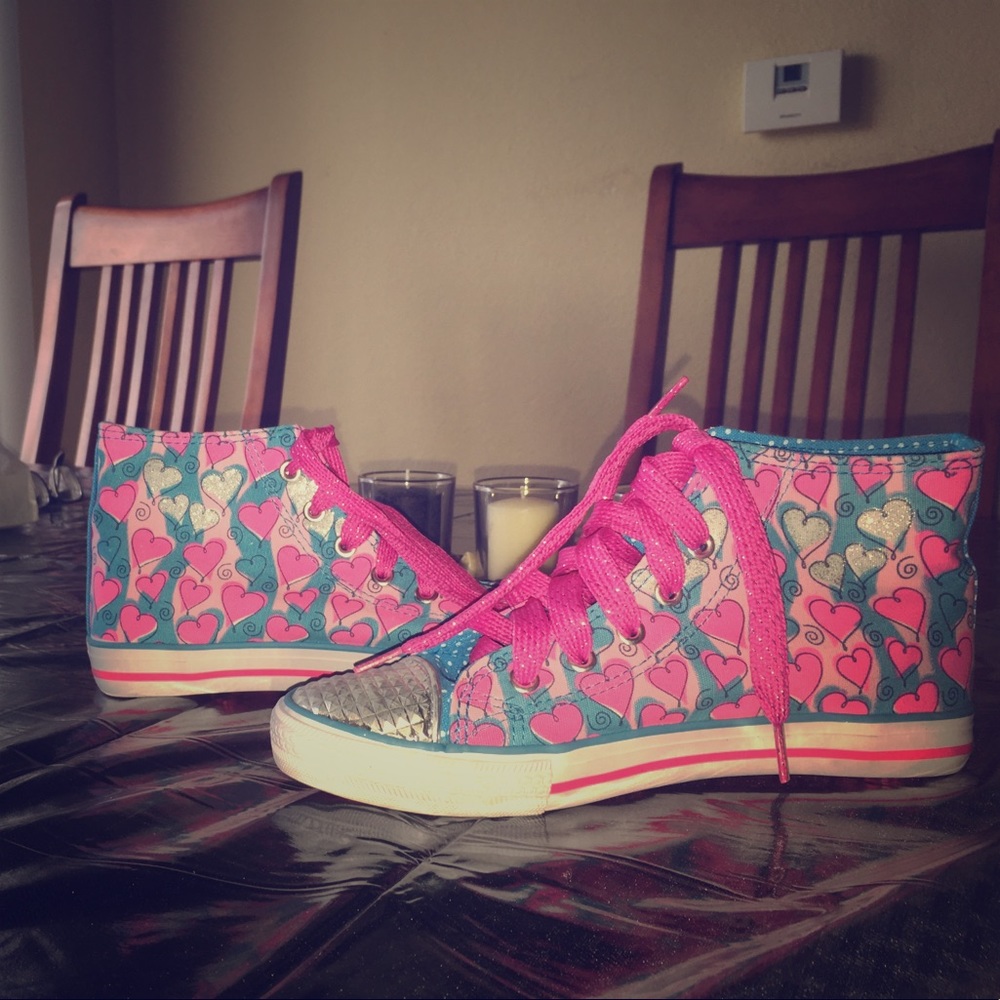 girl sneakers👟