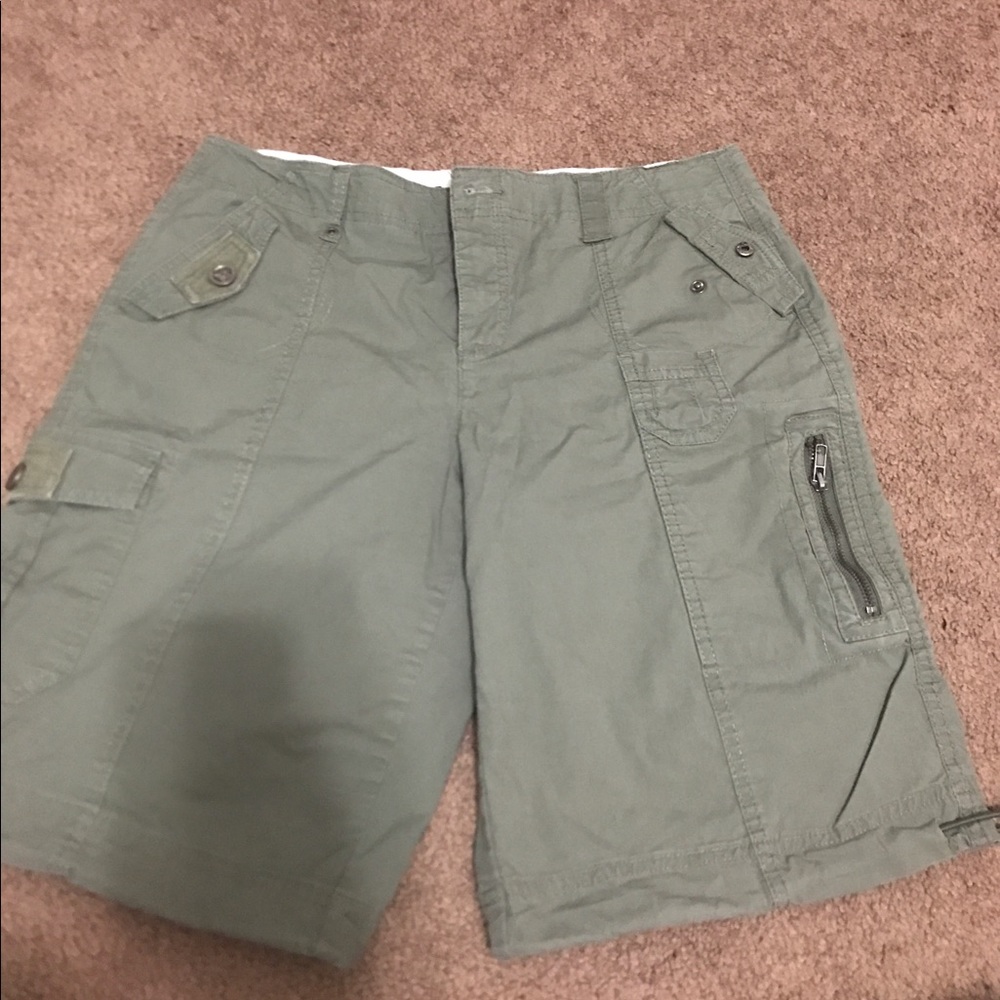 Size 10 bermudas
