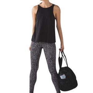 NWOT Lululemon yoga pants