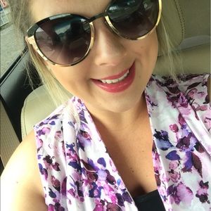 Meet your Posher, Ally