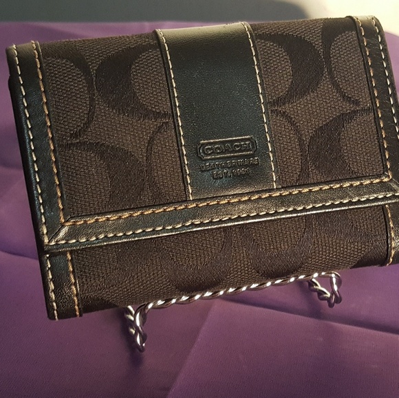 COACH SOHO TRI-FOLD WALLET - Picture 1 of 7