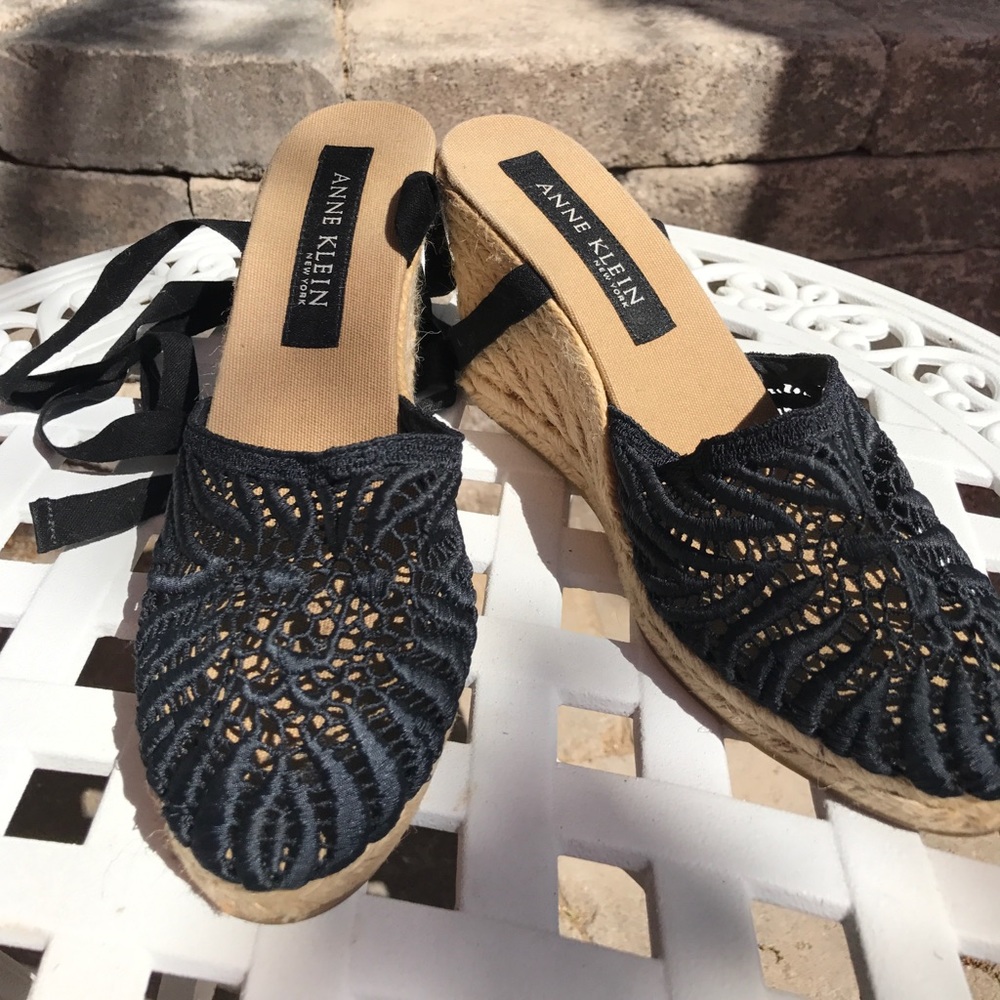 Black Anne Klein espadrilles. Size 37
