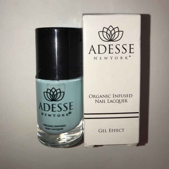 Make-up Bundle - Picture 3 of 4