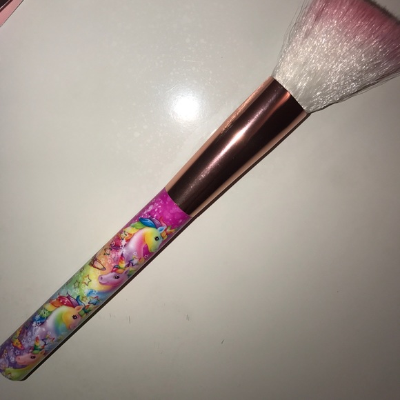 Make-up Bundle - Picture 4 of 4