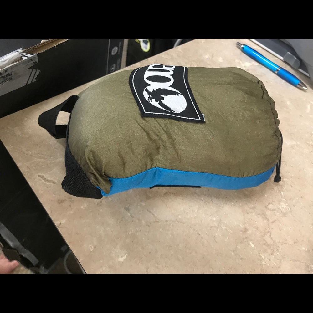 DOUBLE NEST ENO! Blue and brown!