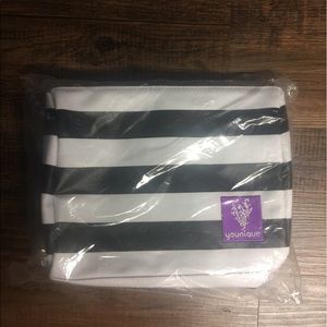 Younique make up bag