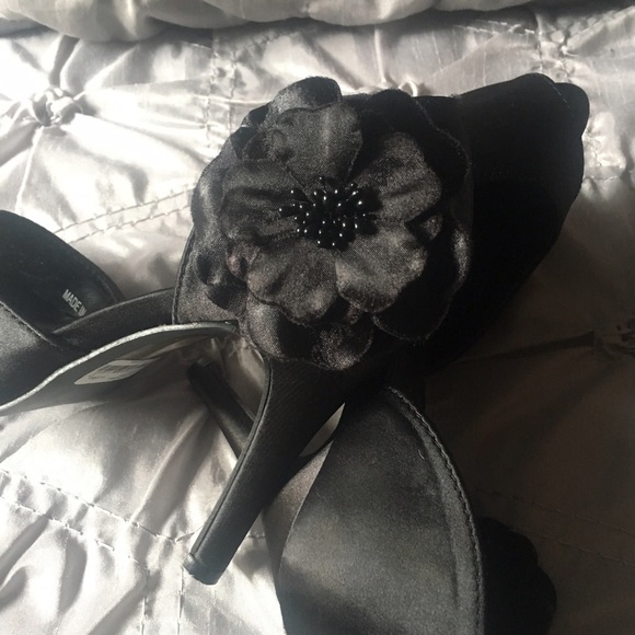 Black "Erin" Dressy Shoe! - Picture 5 of 5