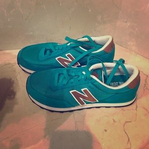 New Balance sneakers never used