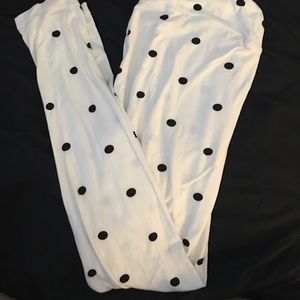 TC Lularoe Black and White Leggings