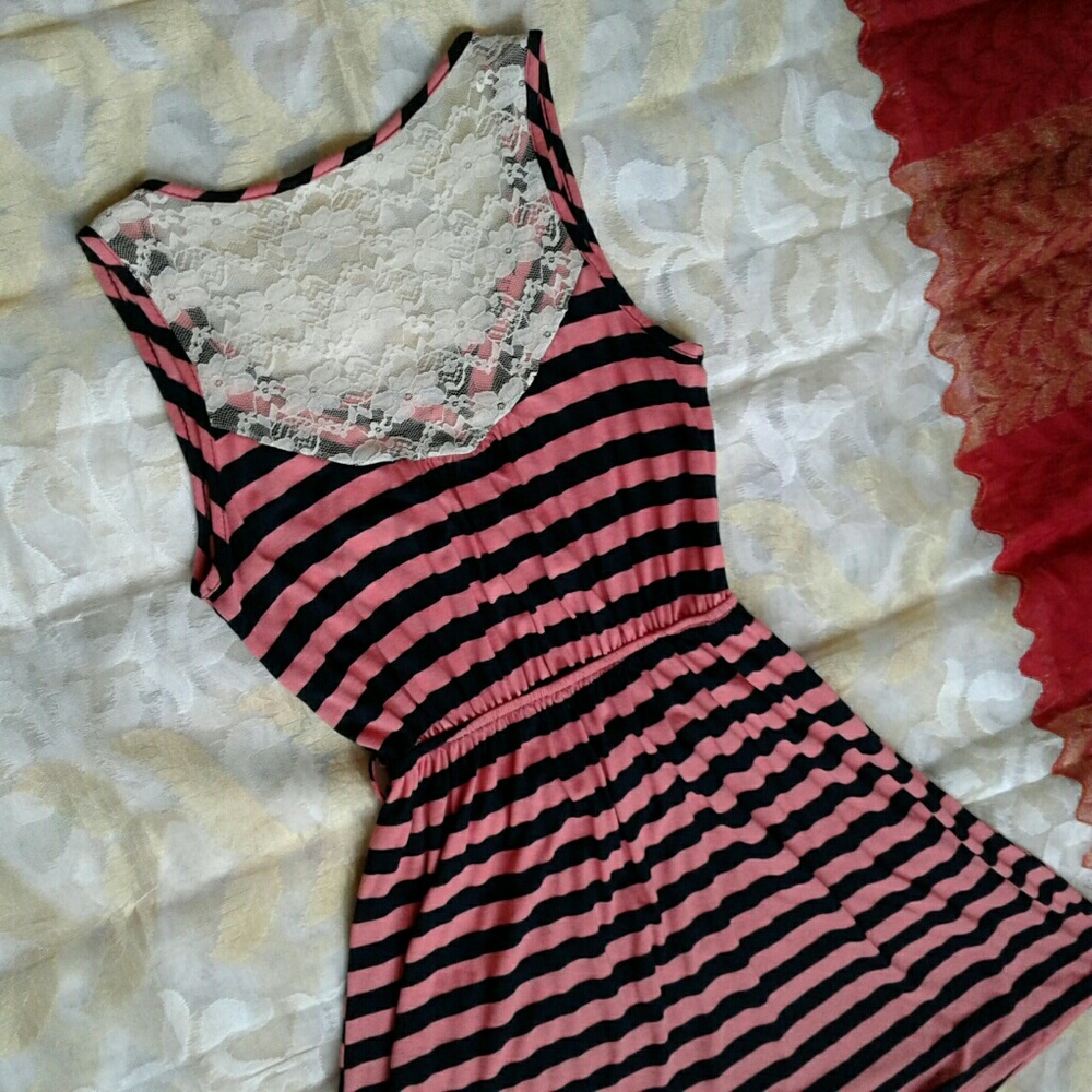 🏵🌹Dress🌹🏵 - Picture 3 of 7