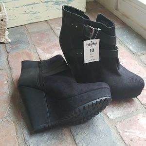 Wedge Bootie