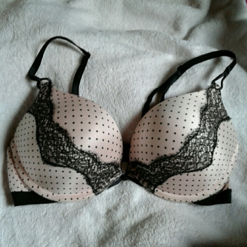 VS Bombshell Bra Pink w/Black Polka dots
