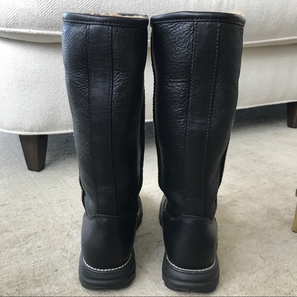 ugg brooks tall size 7 ugg brooks tall size 7