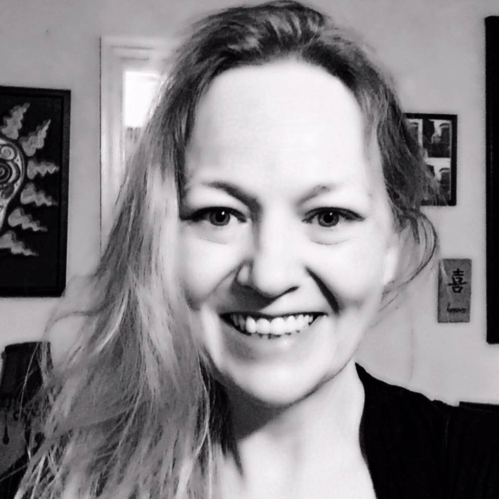 Meet your Posher, Carrie