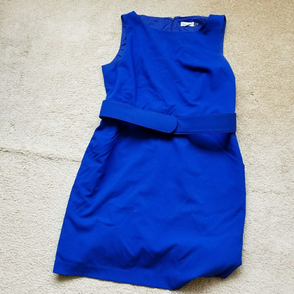 Flattering Calvin Klein dress - 16