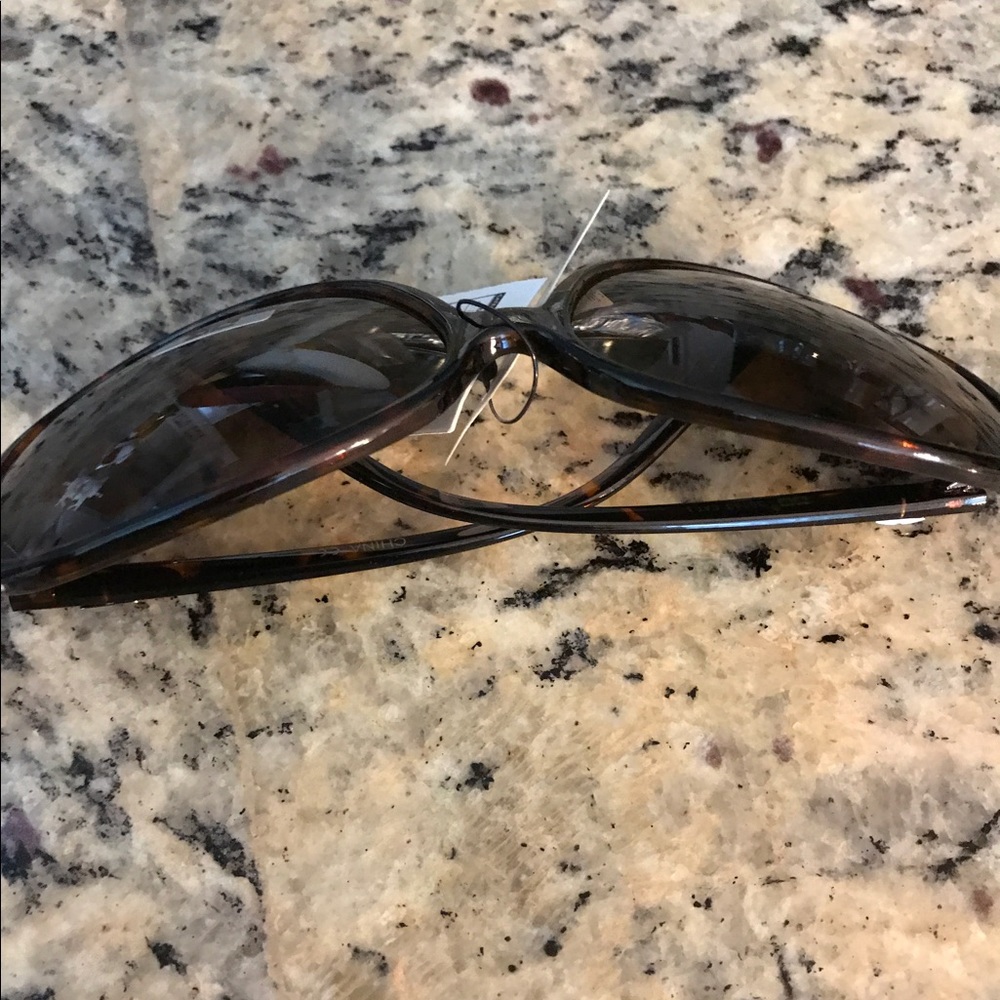 Sunglasses 😎 - Picture 2 of 2