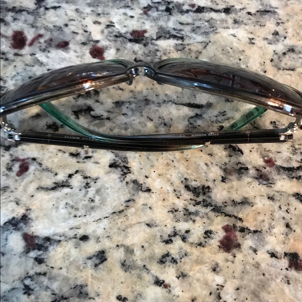 Sunglasses 😎 - Picture 2 of 2