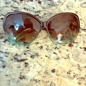 Sunglasses 😎