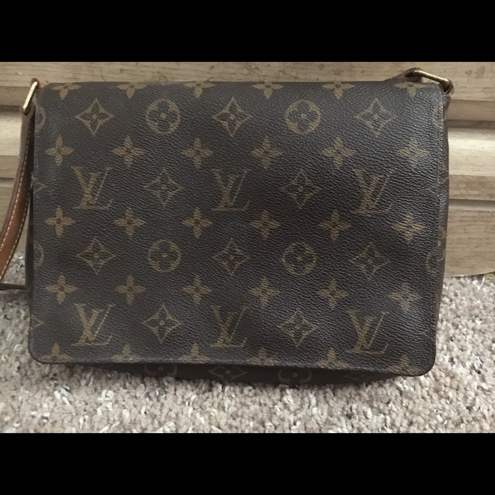 Louie Vuitton