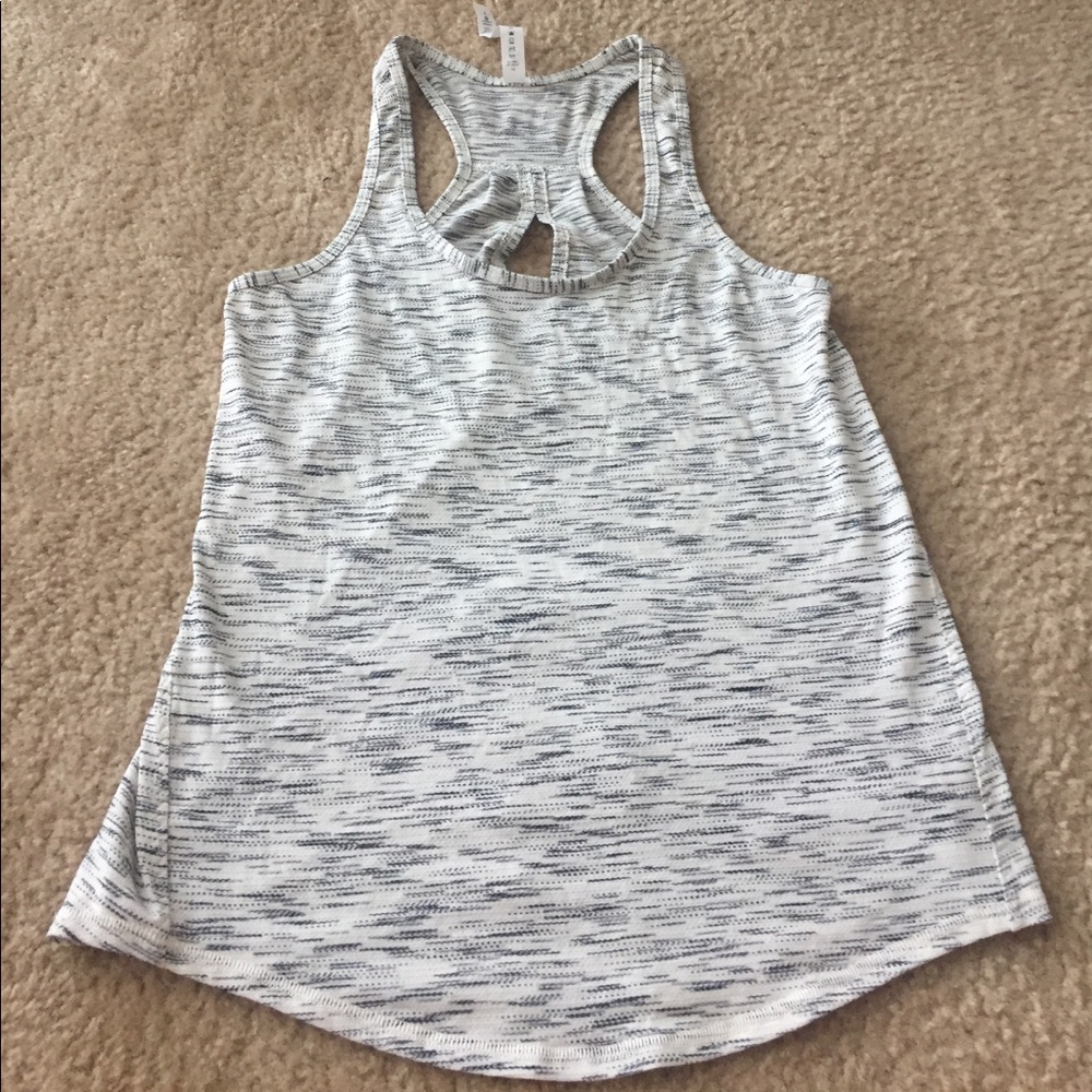 Lululemon salute the sun tank
