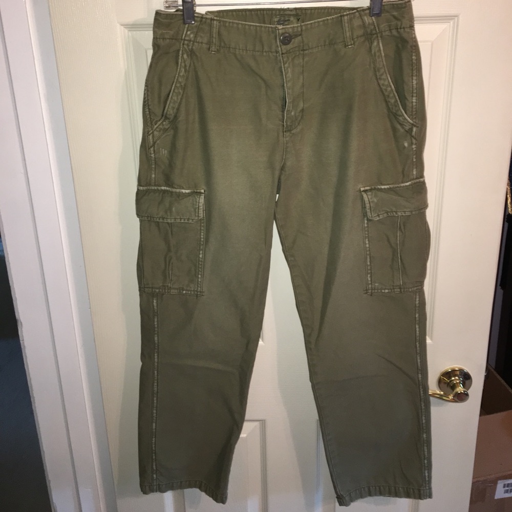 American Eagle cargo pants
