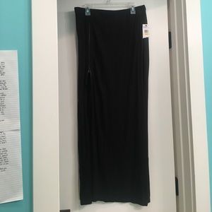 Jessica Simpson Maxi Skirt with side zipper