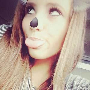 Meet your Posher, Halie