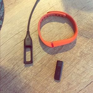 fit bit flex (large) with 2 charging cable!