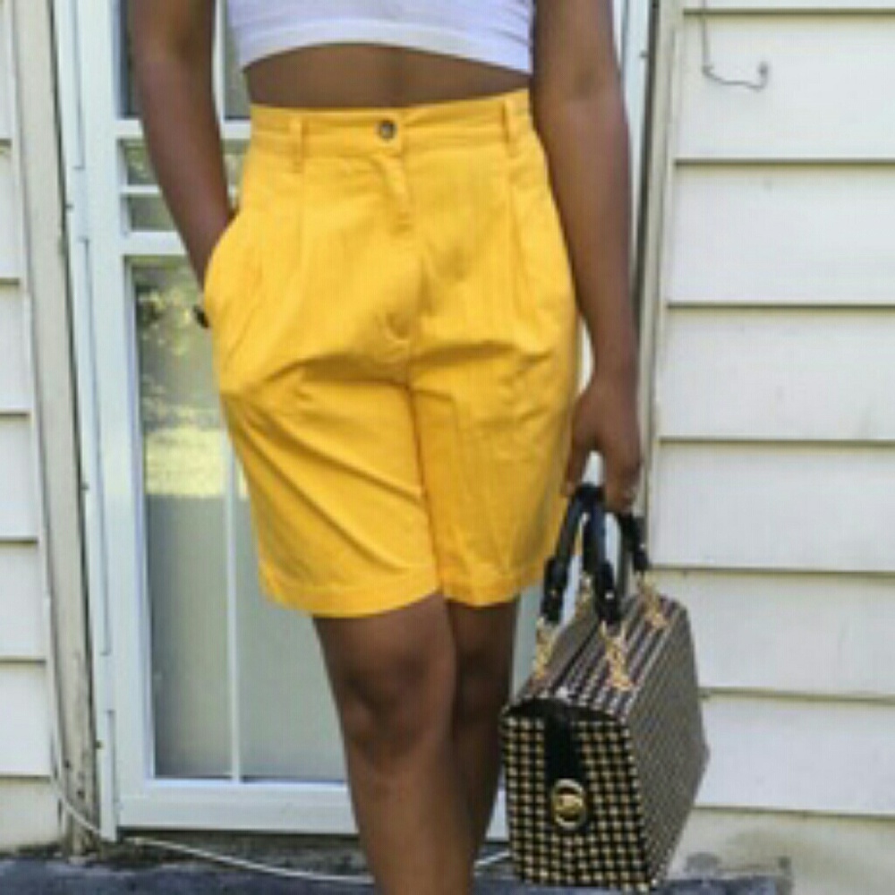 🌻🌻🌻Vintage high waist shorts🌻🌻🌻