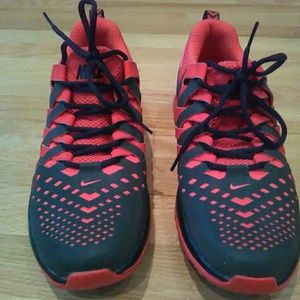 Nike Fingerstrap red and black